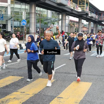 Runner Photo 4513689