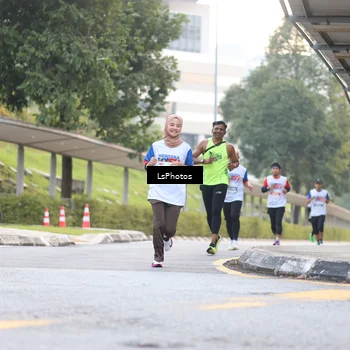Runner Photo 4513691