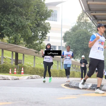 Runner Photo 4513706