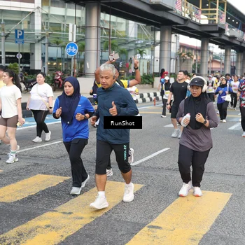 Runner Photo 4513730