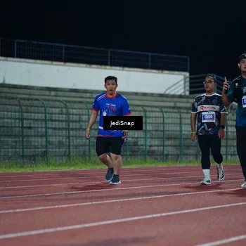 Runner Photo 4513739