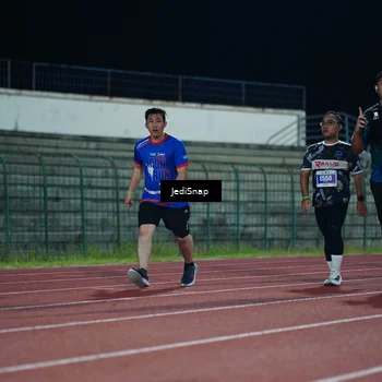 Runner Photo 4513749