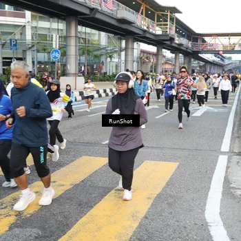 Runner Photo 4513792