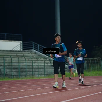 Runner Photo 4513795