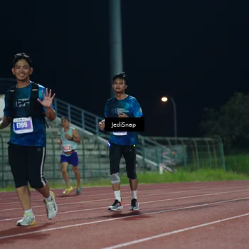 Runner Photo 4513810