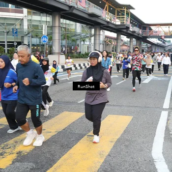 Runner Photo 4513832