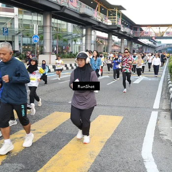 Runner Photo 4513837