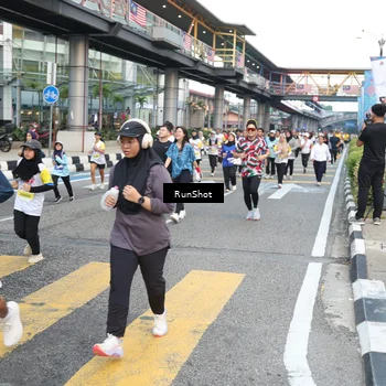 Runner Photo 4513846