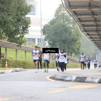 Runner Photo 4513860
