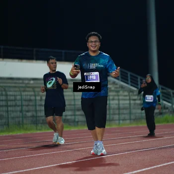 Runner Photo 4513871