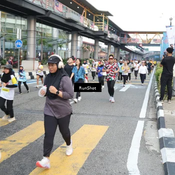Runner Photo 4513881