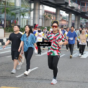 Runner Photo 4513882
