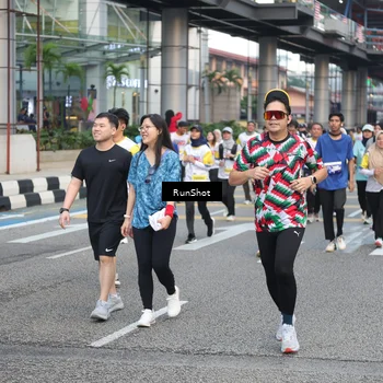 Runner Photo 4513902