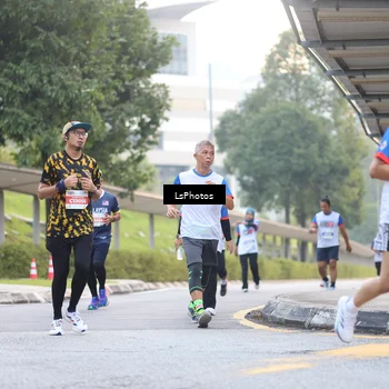 Runner Photo 4513919