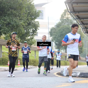 Runner Photo 4513945