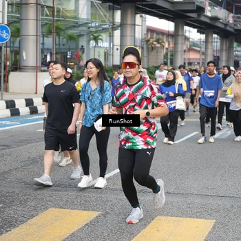 Runner Photo 4513948
