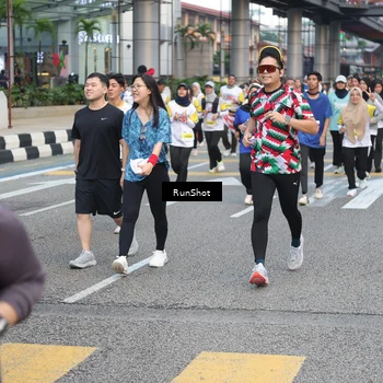 Runner Photo 4513953