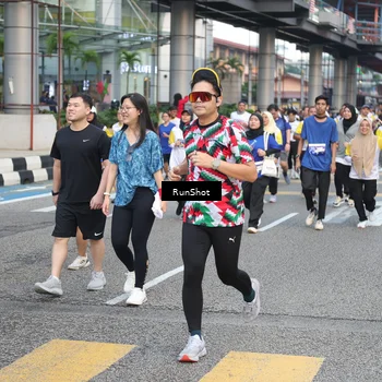 Runner Photo 4513977