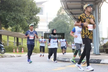 Runner Photo 4514015