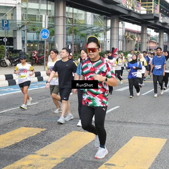 Runner Photo 4514046