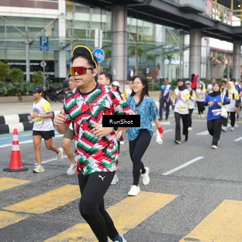 Runner Photo 4514085