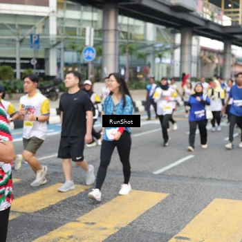 Runner Photo 4514091