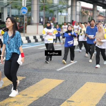 Runner Photo 4514108