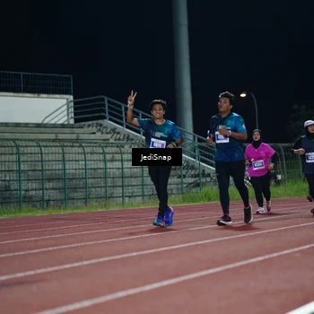 Runner Photo 4514159