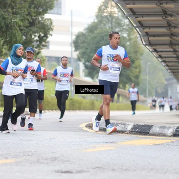 Runner Photo 4514161
