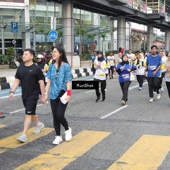 Runner Photo 4514176