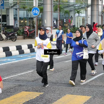 Runner Photo 4514183