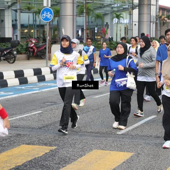 Runner Photo 4514202