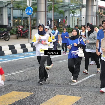 Runner Photo 4514213