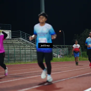 Runner Photo 4514216