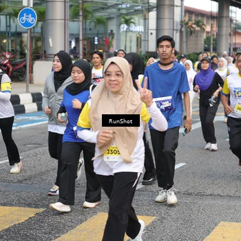 Runner Photo 4514240