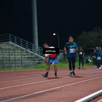 Runner Photo 4514254