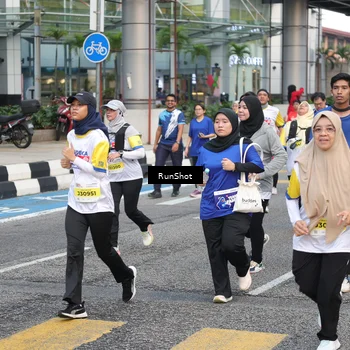 Runner Photo 4514256