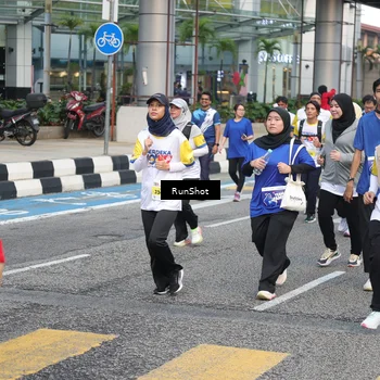 Runner Photo 4514272