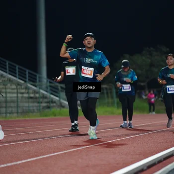 Runner Photo 4514291