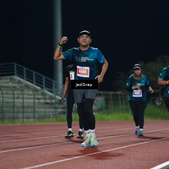 Runner Photo 4514295