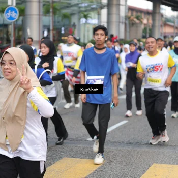 Runner Photo 4514298