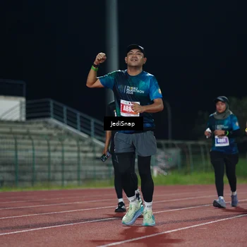 Runner Photo 4514300