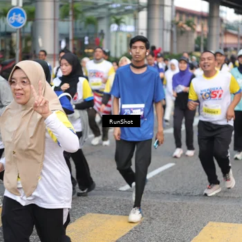 Runner Photo 4514317