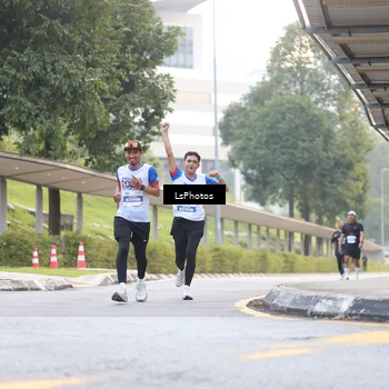 Runner Photo 4514332