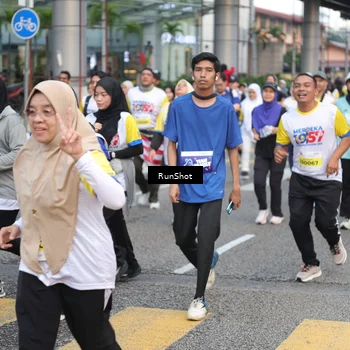 Runner Photo 4514349