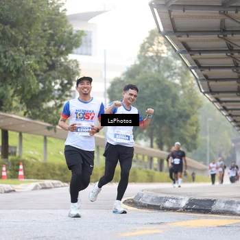 Runner Photo 4514355