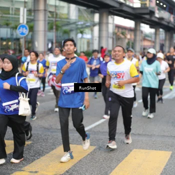 Runner Photo 4514359