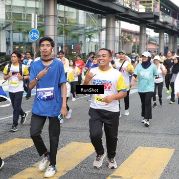 Runner Photo 4514382