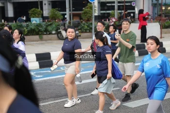 Runner Photo 4514402