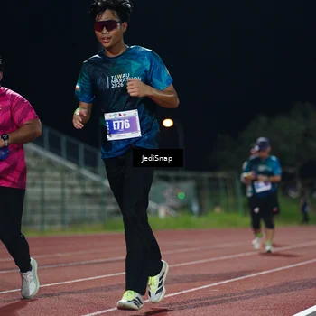 Runner Photo 4514412